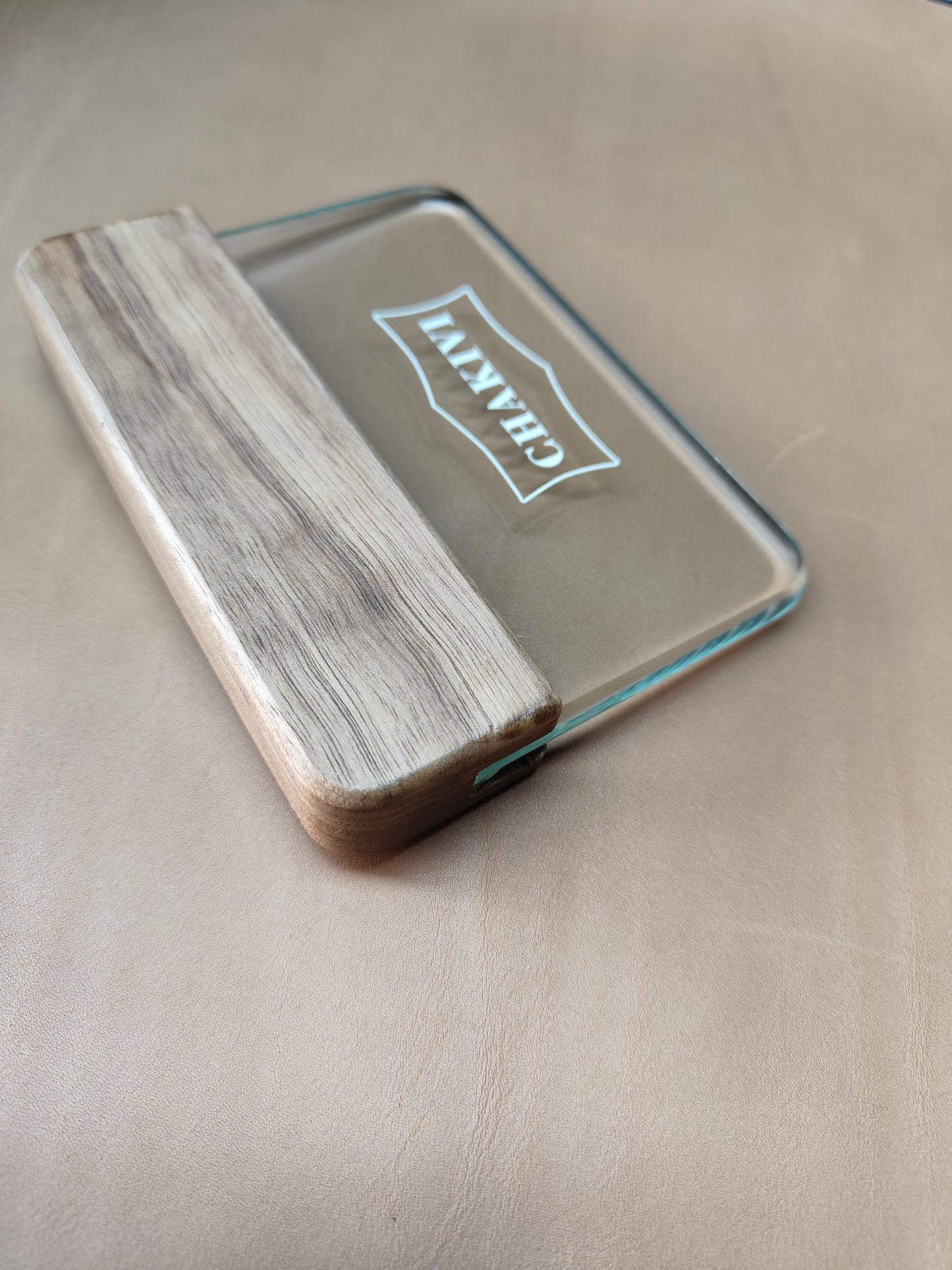 Walnut handle glass burnisher