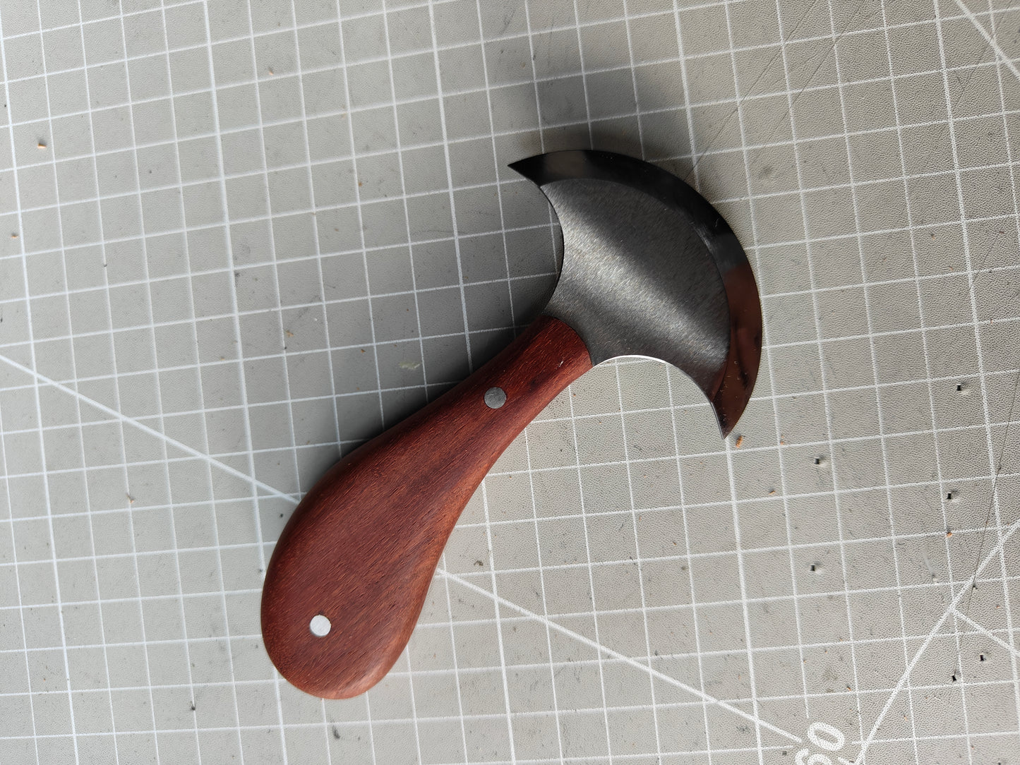 KL Full-tang small round knife