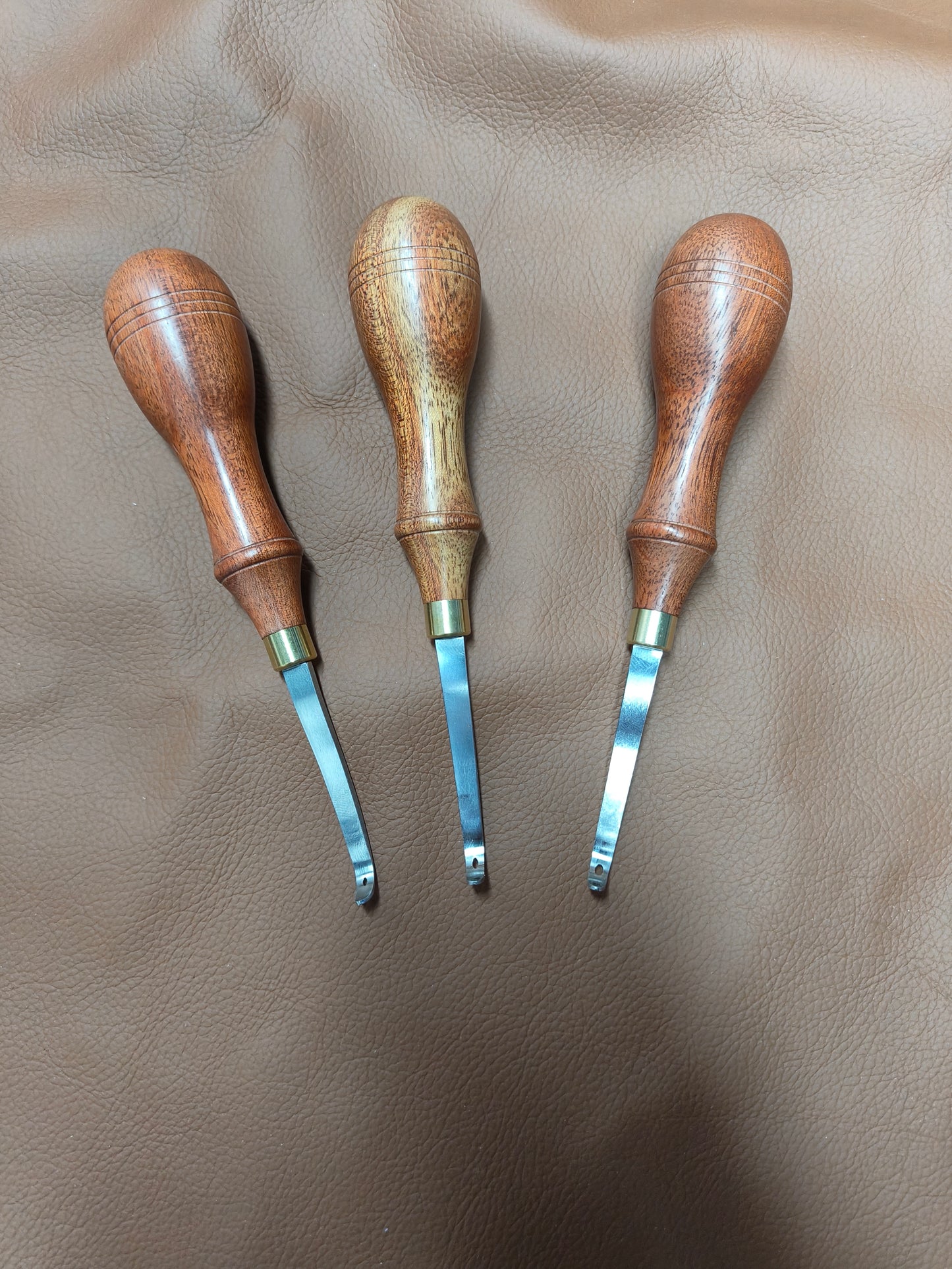 American style edge beveler