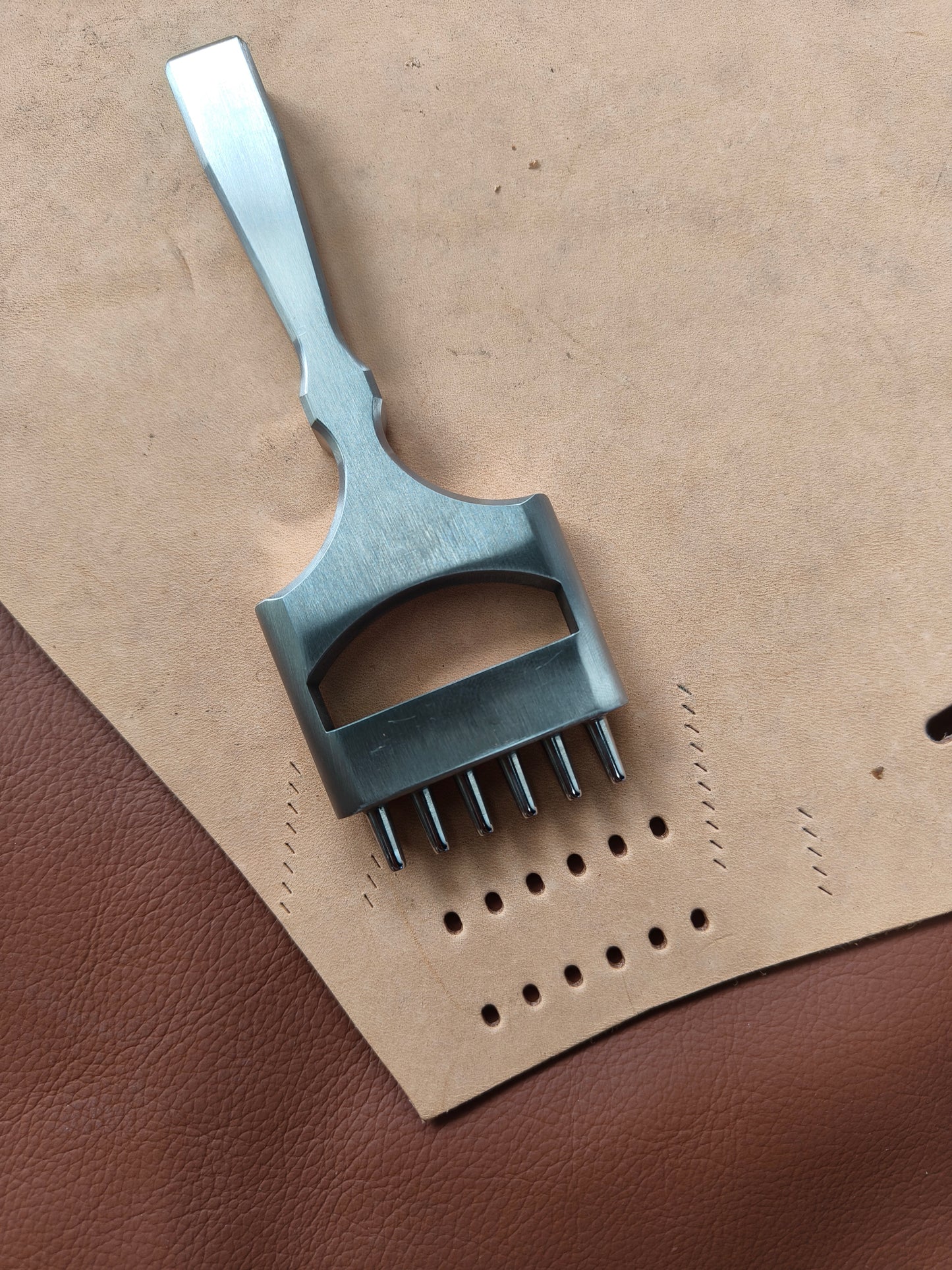 KL premiun watch strap punch 6 holes