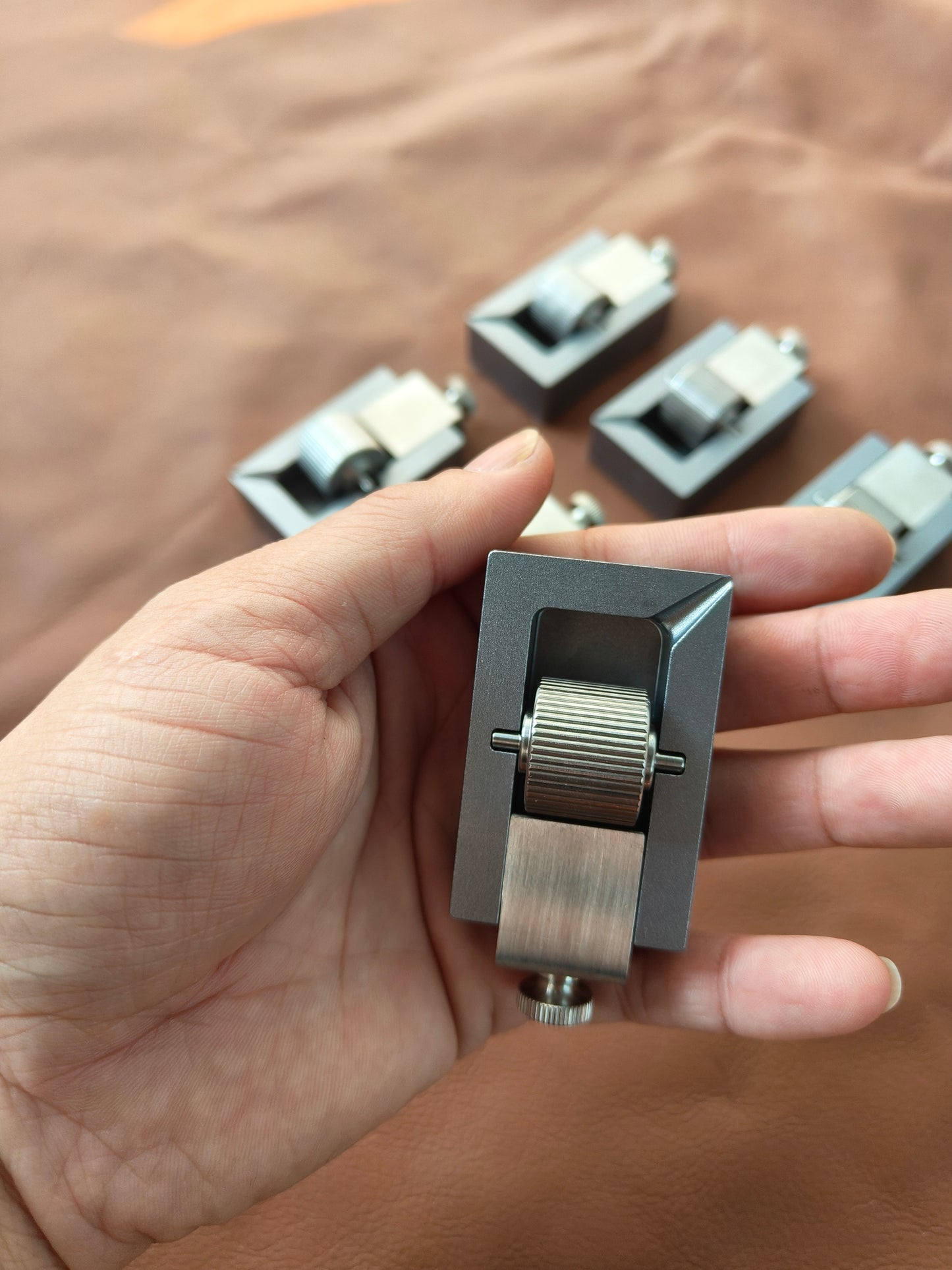 KL aluminum edge paint box