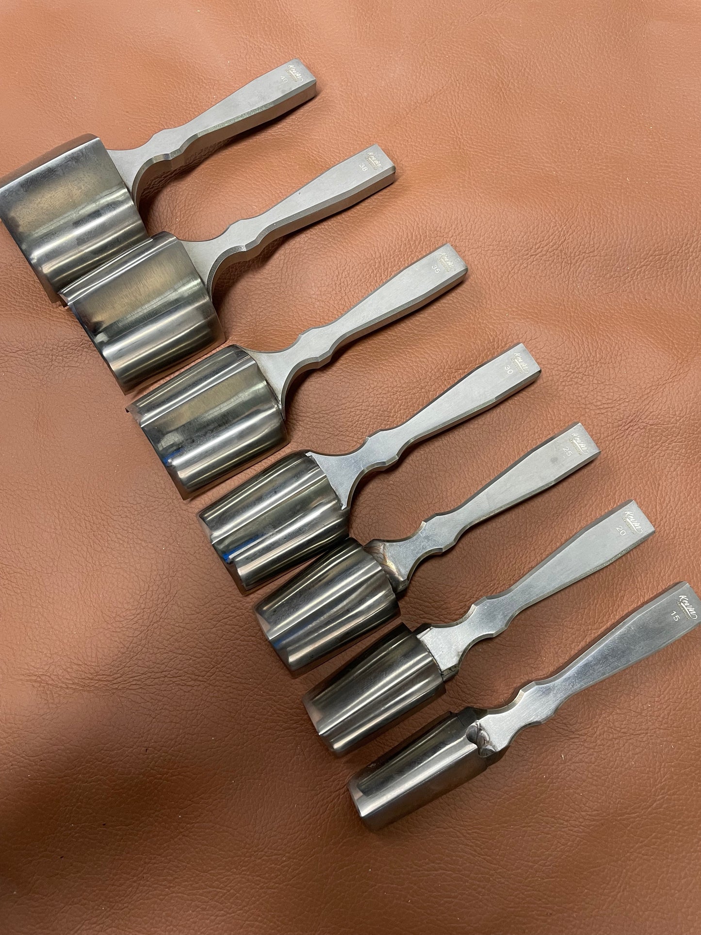 KL New belt punch V shape