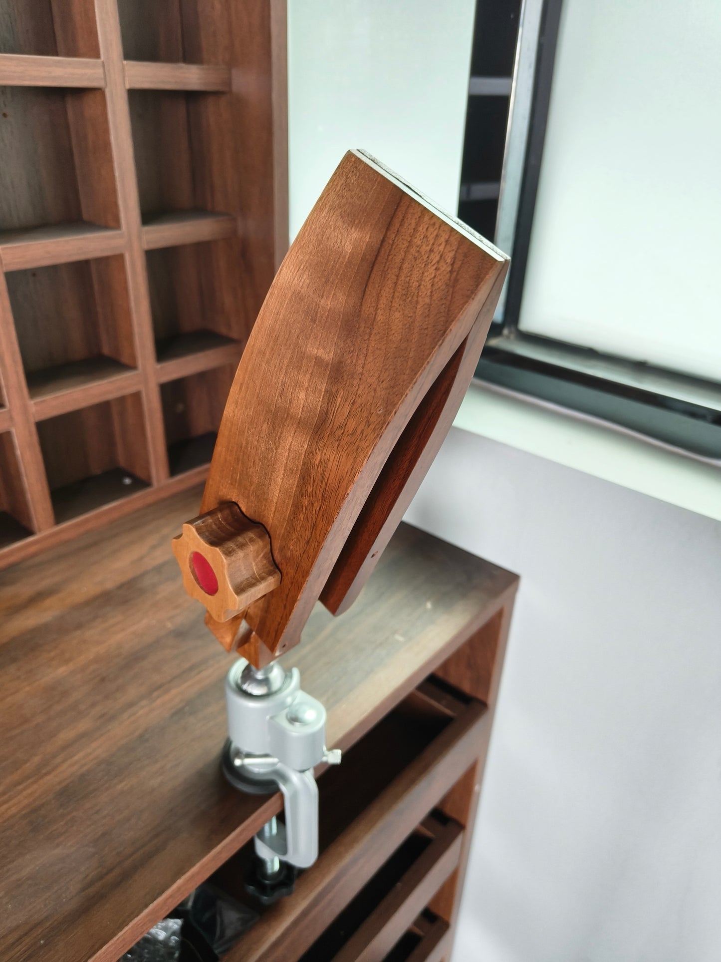 Small black walnut stitching pony