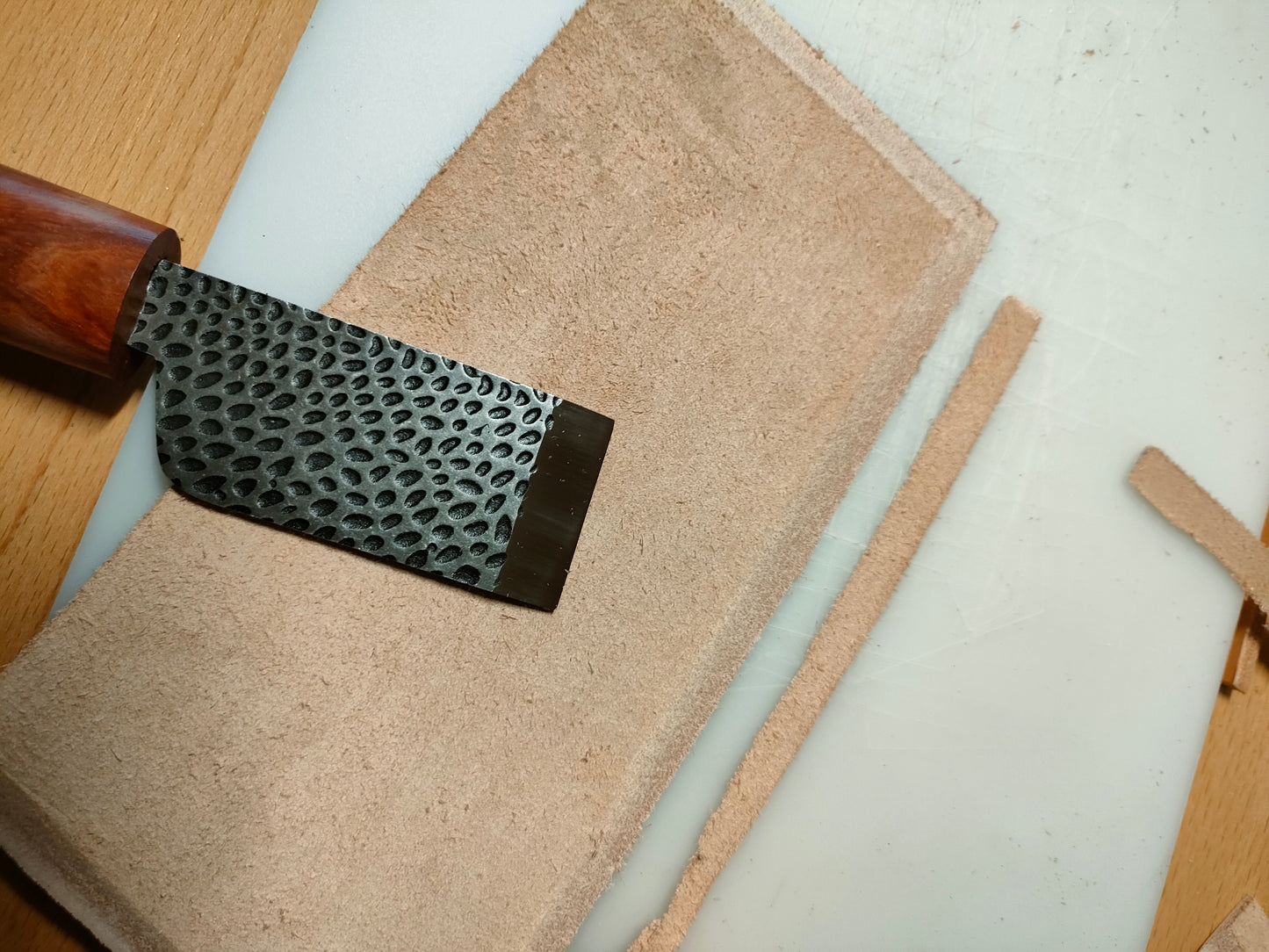 Japanese Style Forged Cutting / Skiving Knife