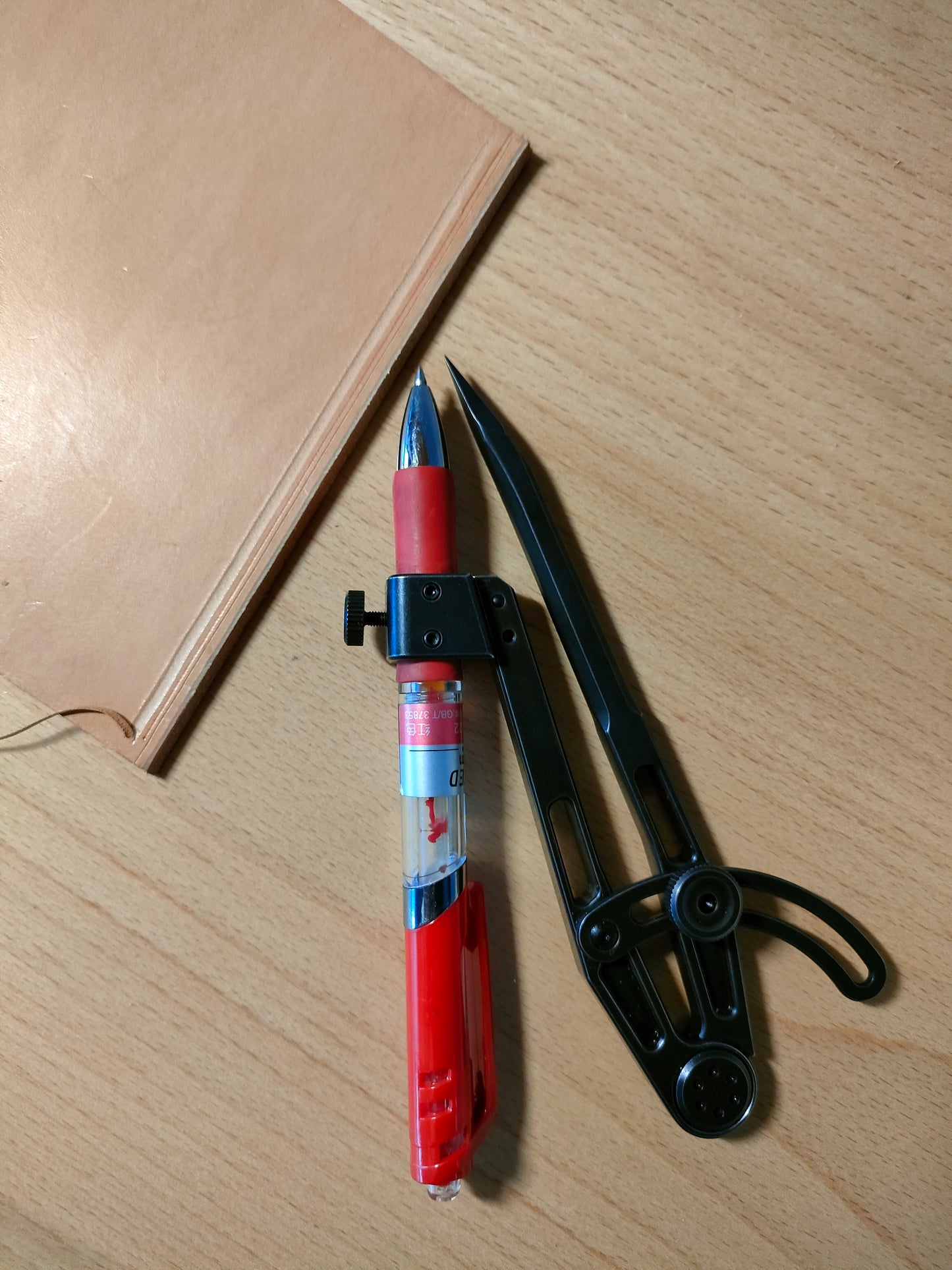 Functional wing divider