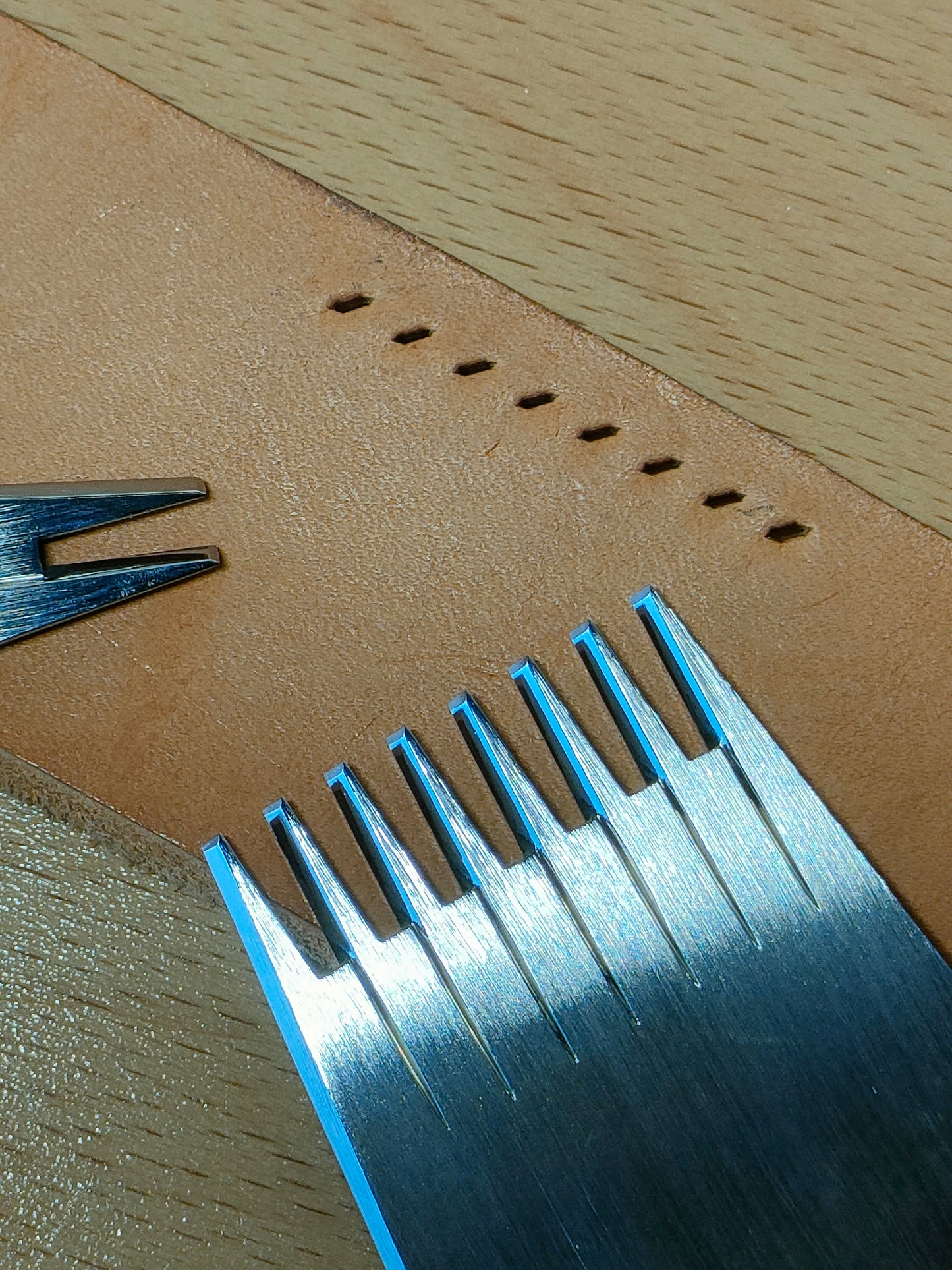 KL Straight Handle Pricking Iron (French Style)