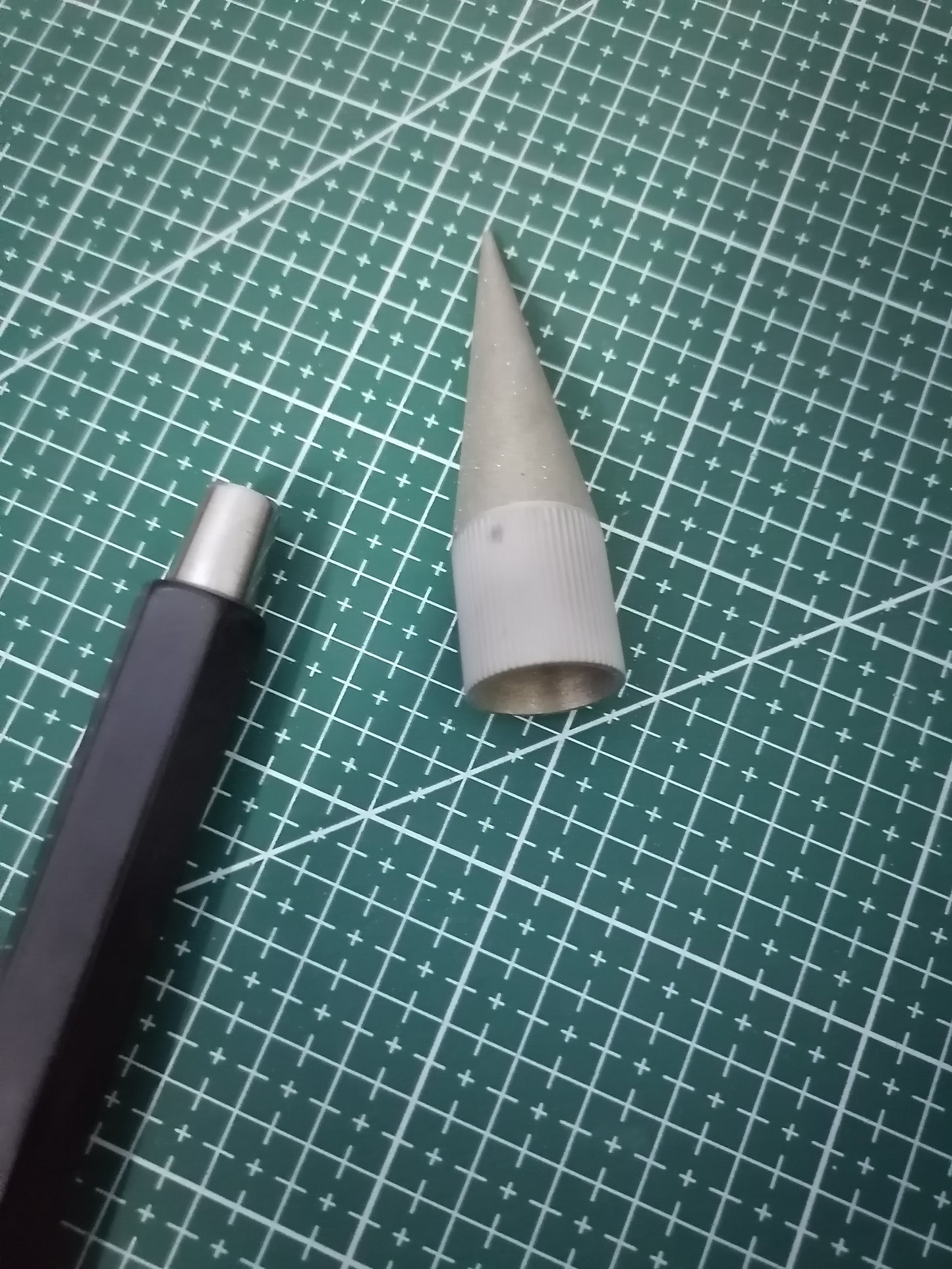 Round hole punch sharpen JIG