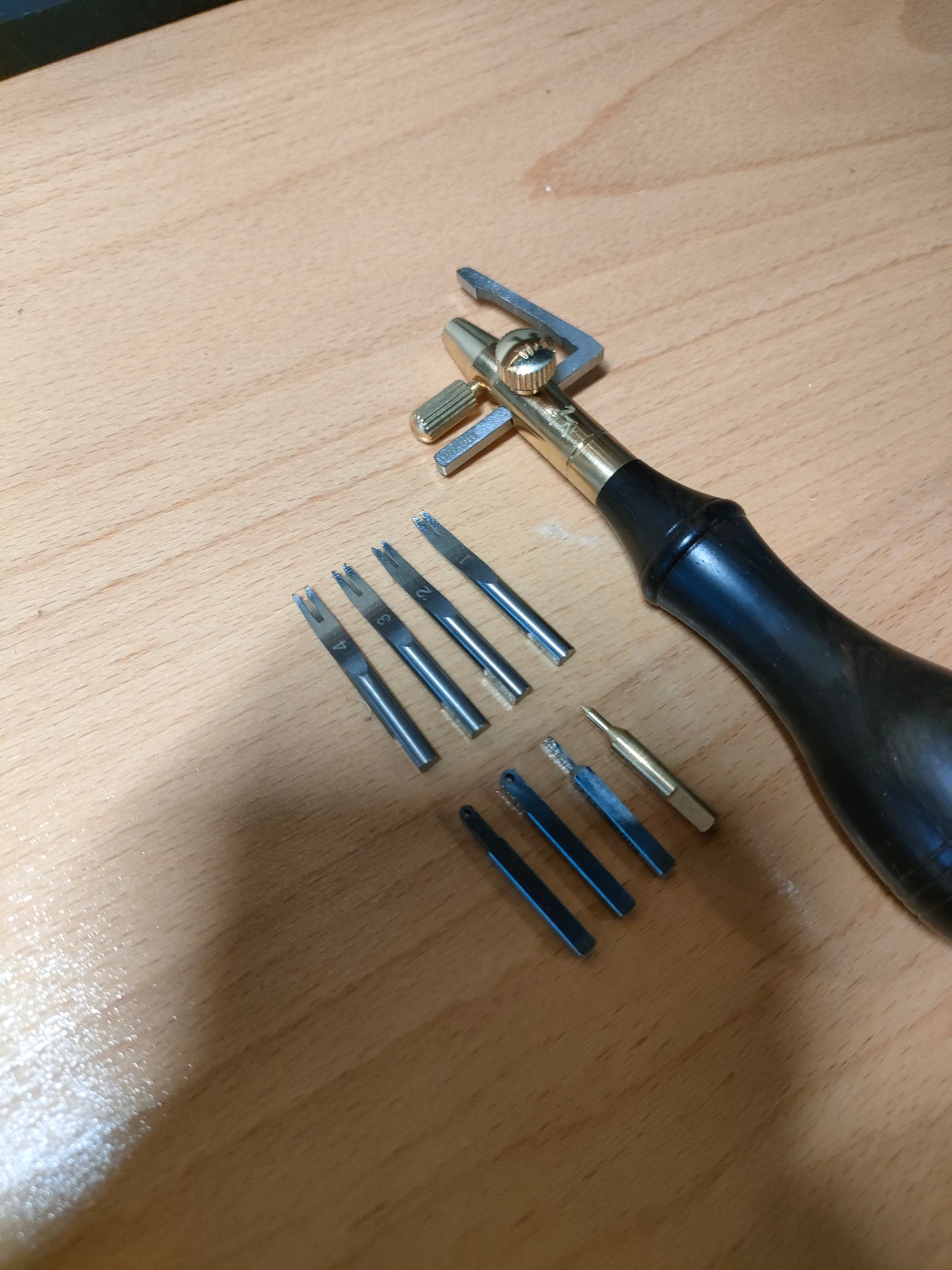 Multifunctional interchangeable stitiching groover&edge bevelers