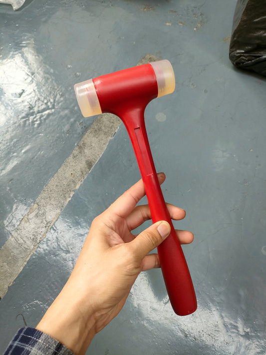Red hammer