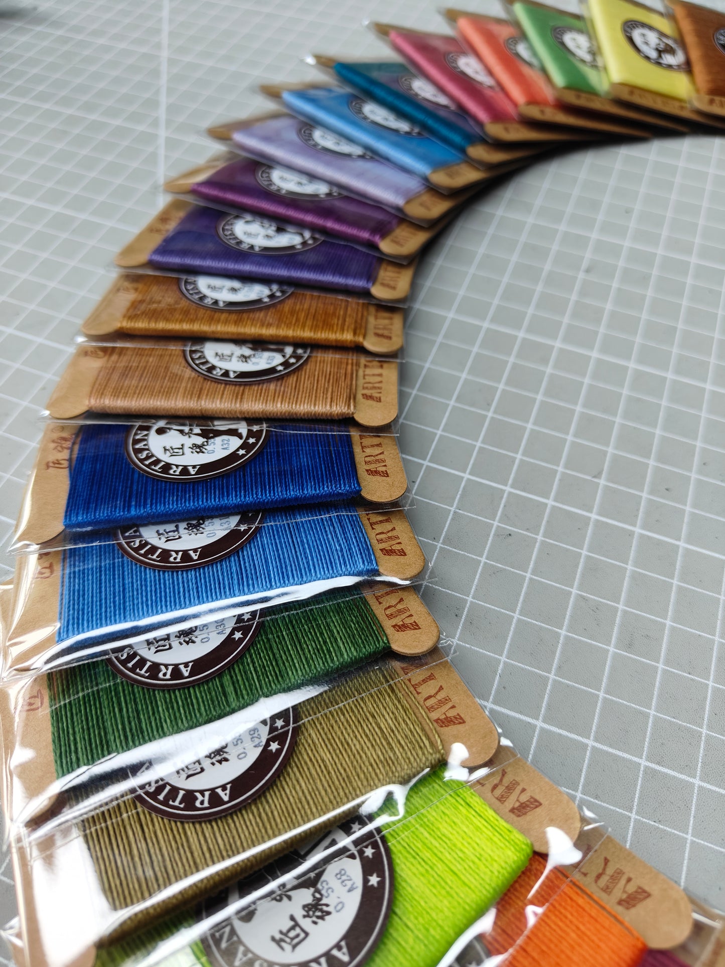 Small piece wax thread
