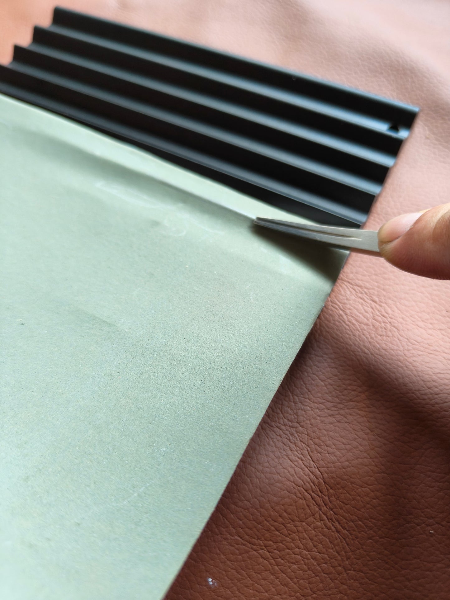 New version sharping Jig for edge beveler and French edger