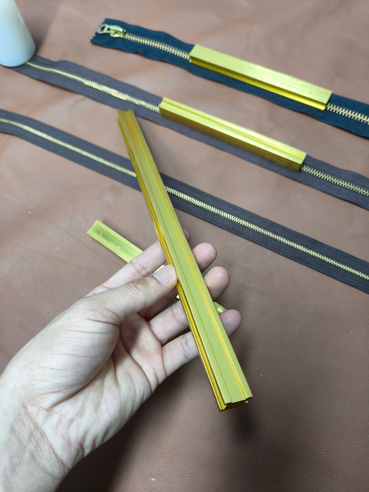 KL aluminum zipper guide for YKK