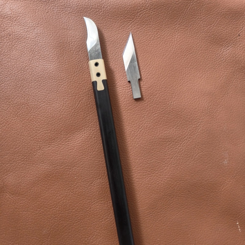 Interchange blade pen pattern knife