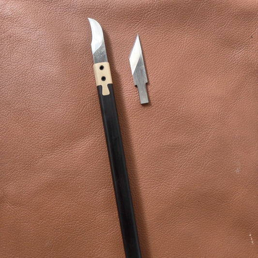 Interchange blade pen pattern knife