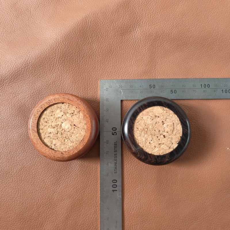 Needles and awls round holder