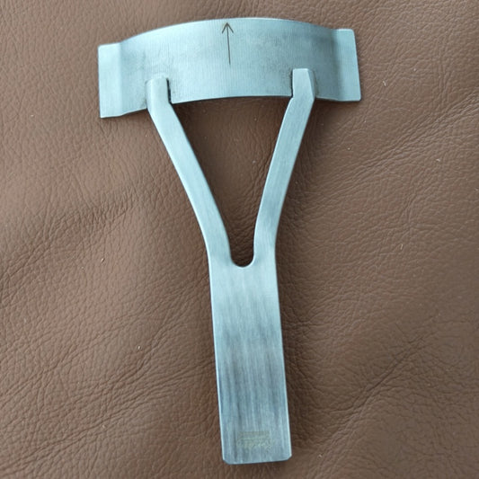 custom made curve card slot punch