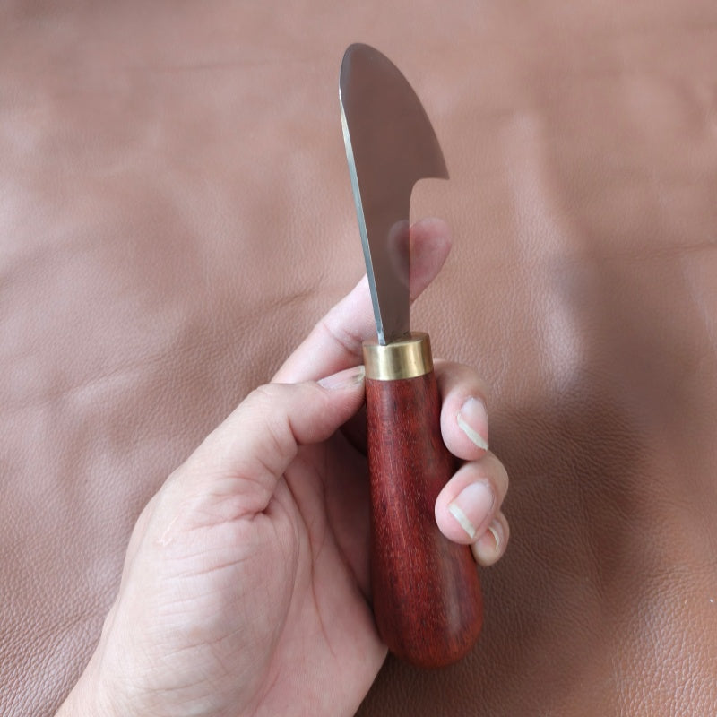 Custom made pattern round knife