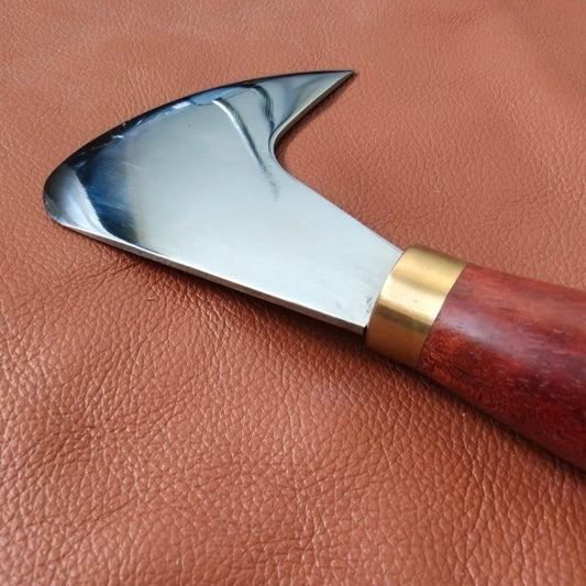 Custom made pattern round knife