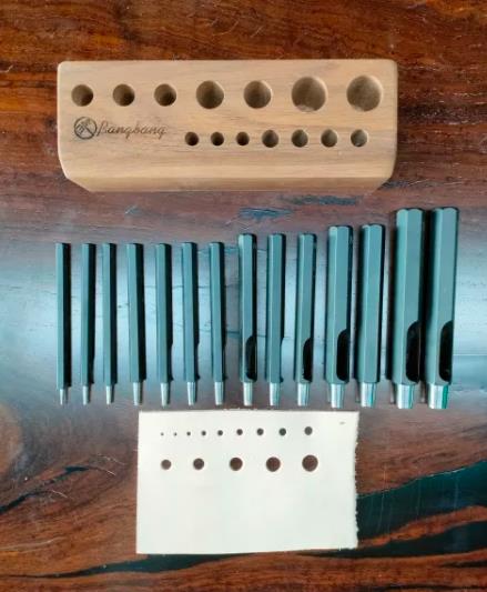 Hexagonal Handle Black Round Hole Punch Set