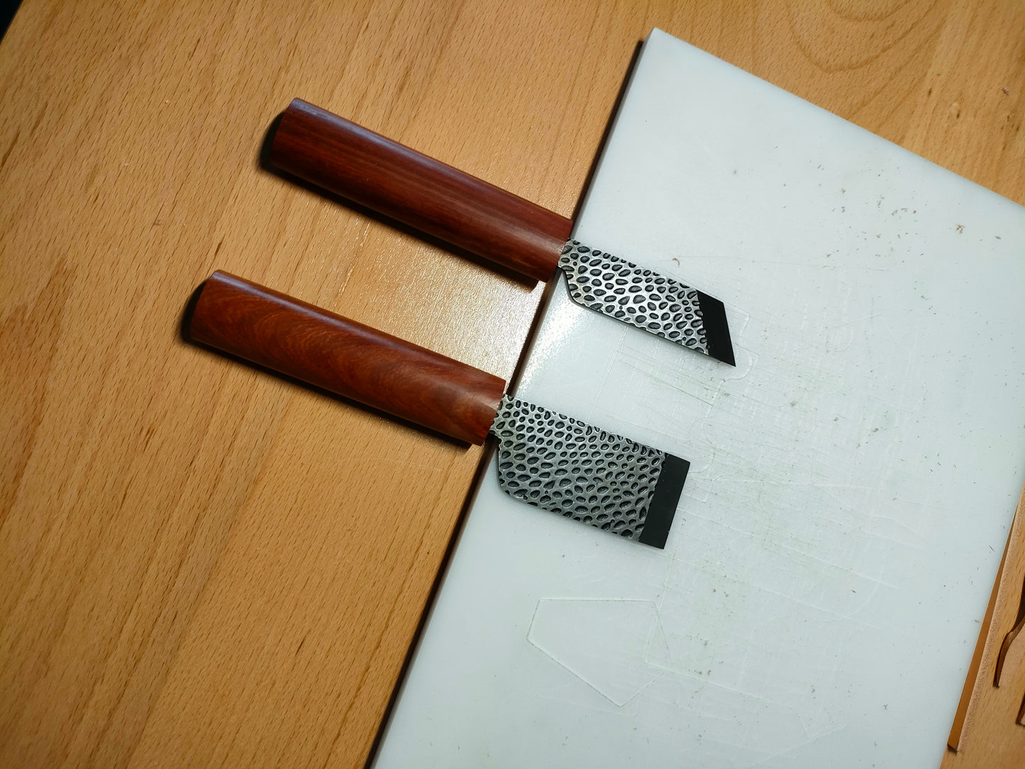 Japanese Style Forged Cutting / Skiving Knife