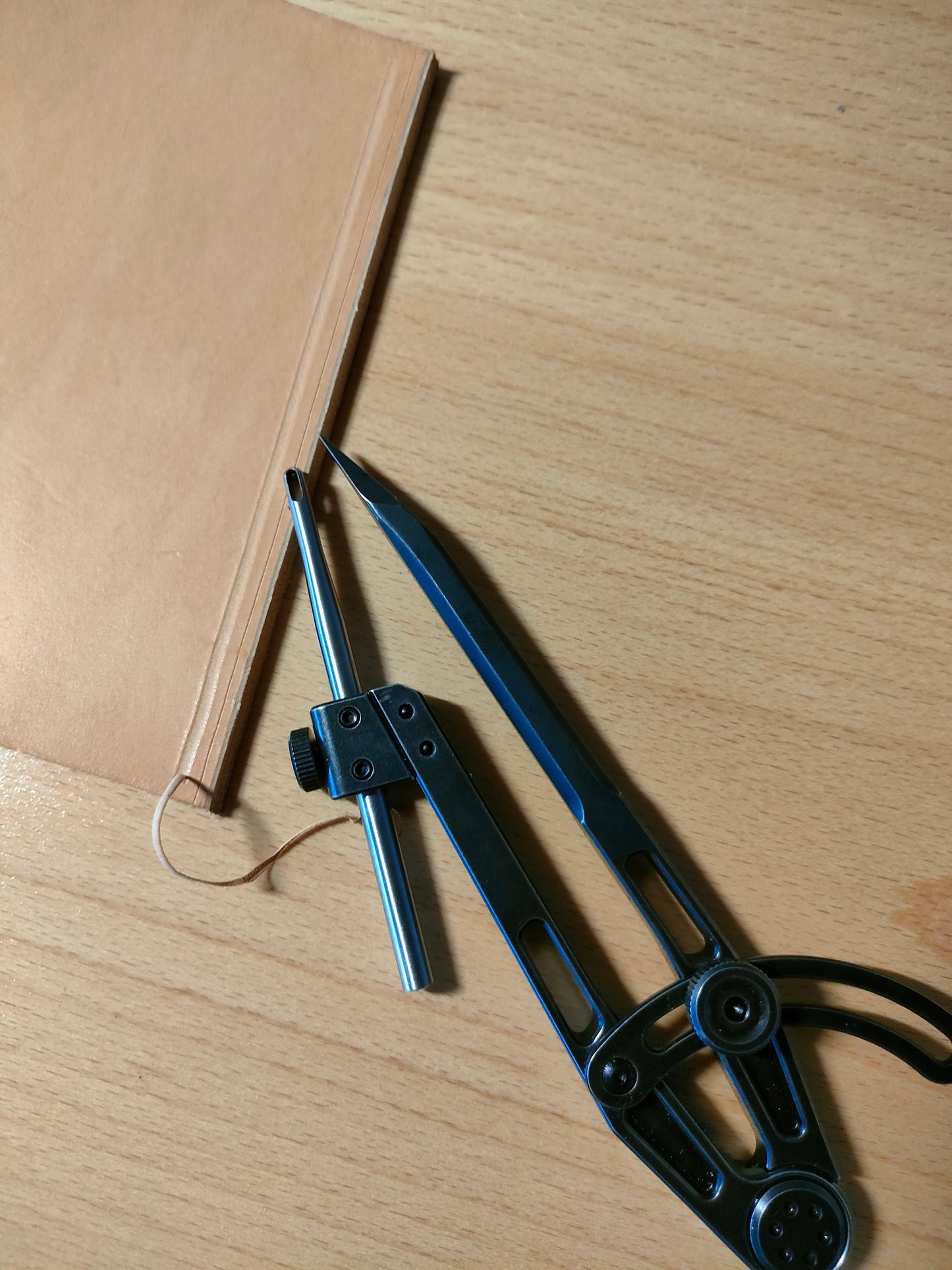 Functional wing divider