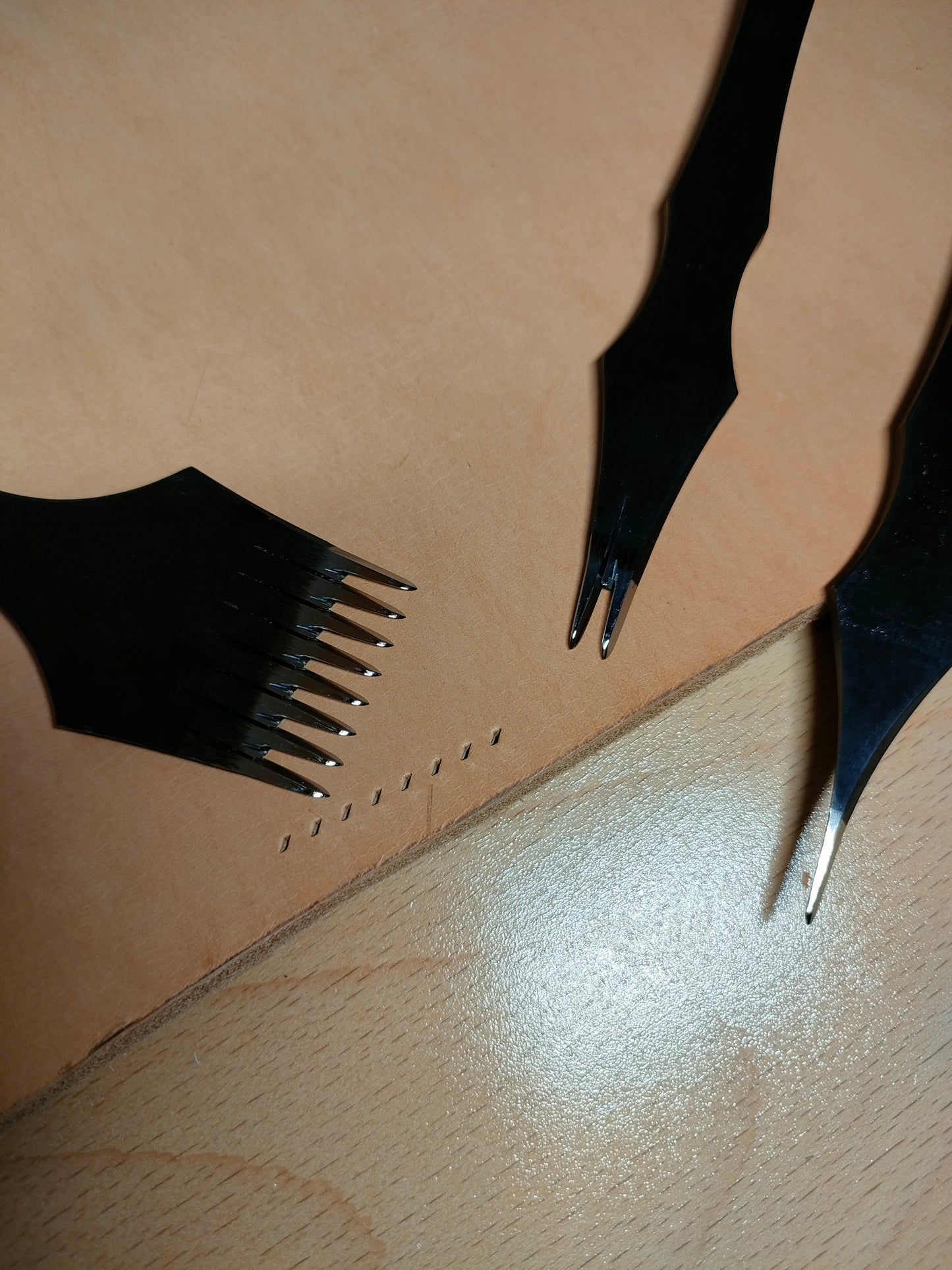 KL Black Stitching Chisel (Japanese Diamond Style)
