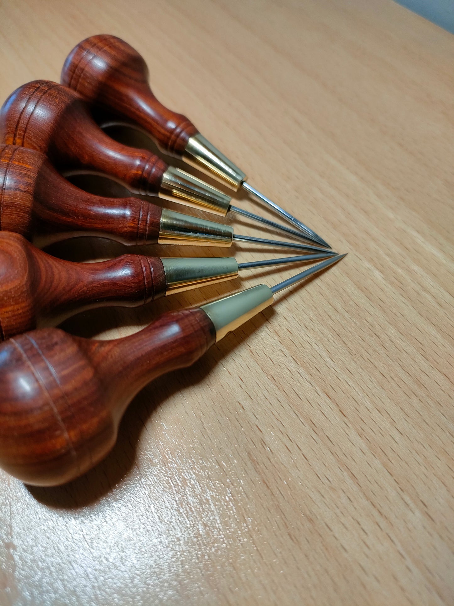 Round (Scratch) awl