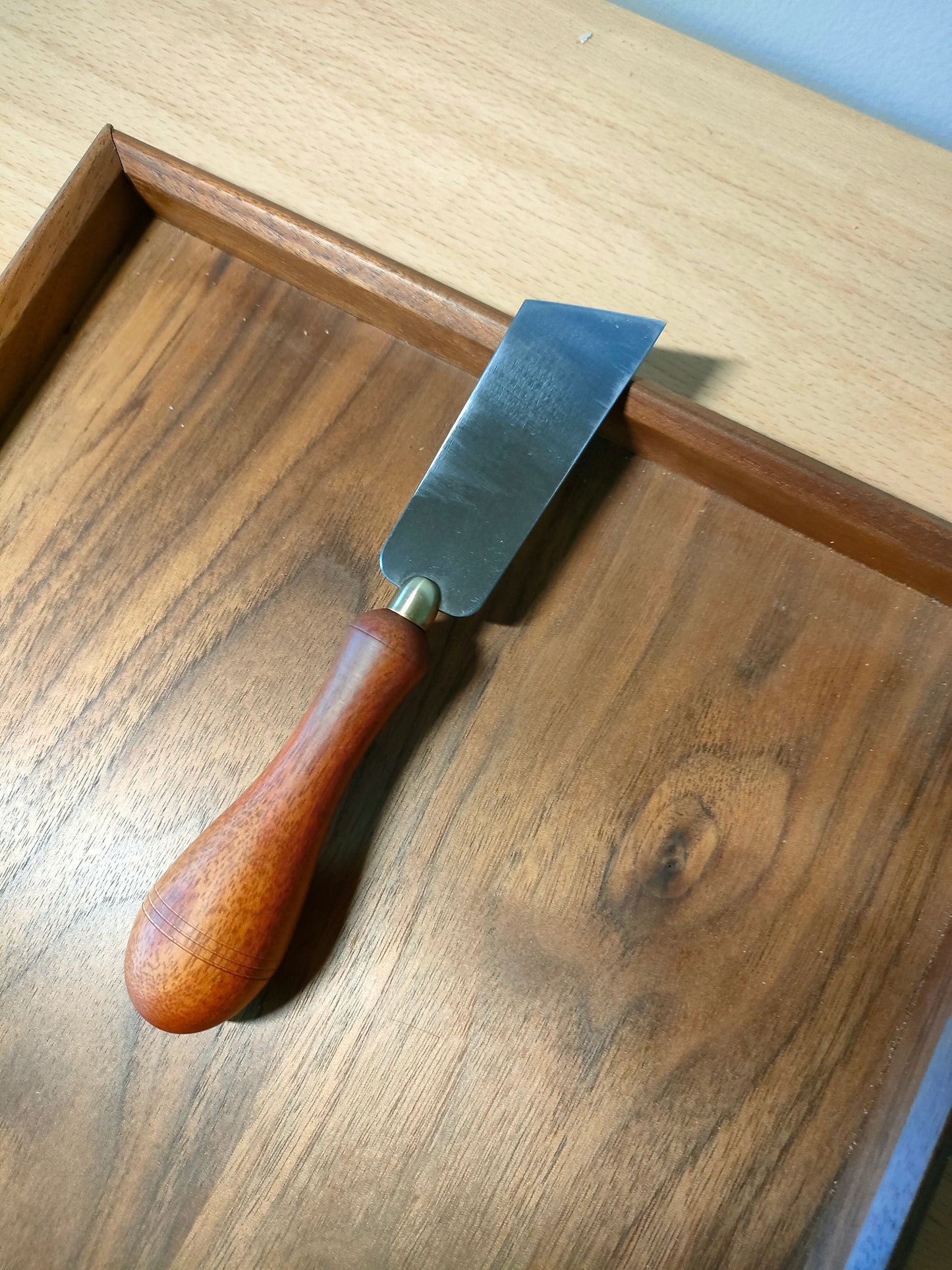 KL Rosewood Oblique straight Skiving Knife