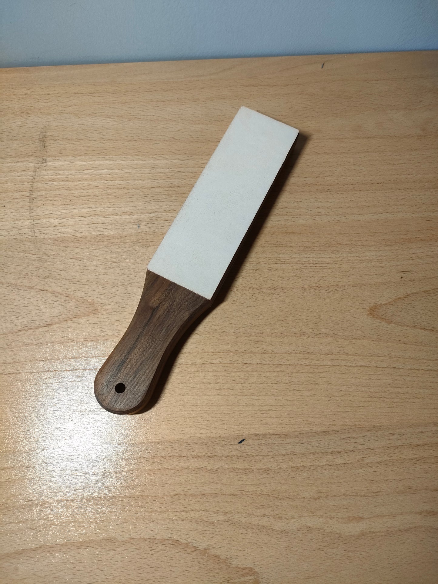 Black walnut strop(Medium)