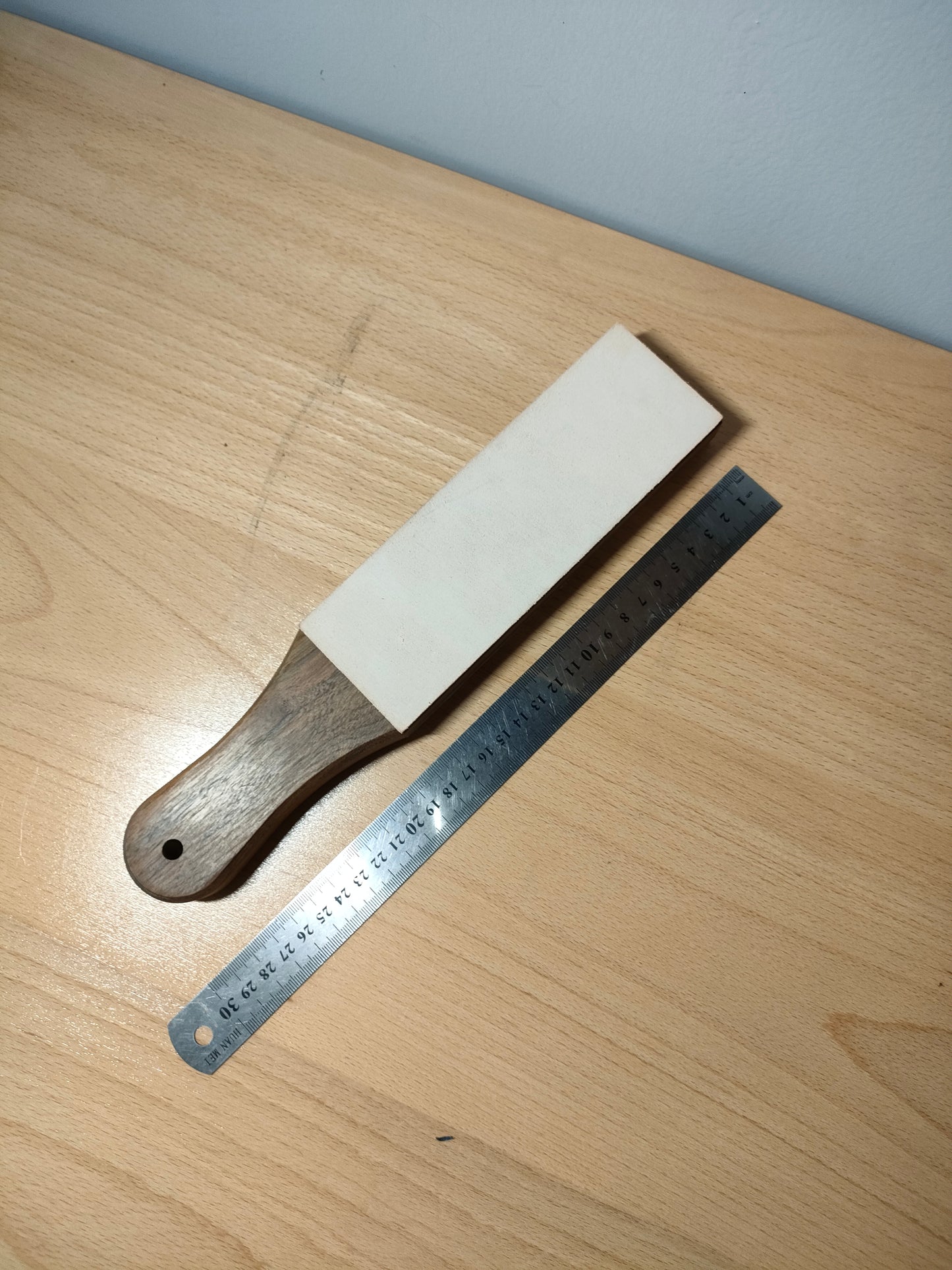 Black walnut strop(Medium)