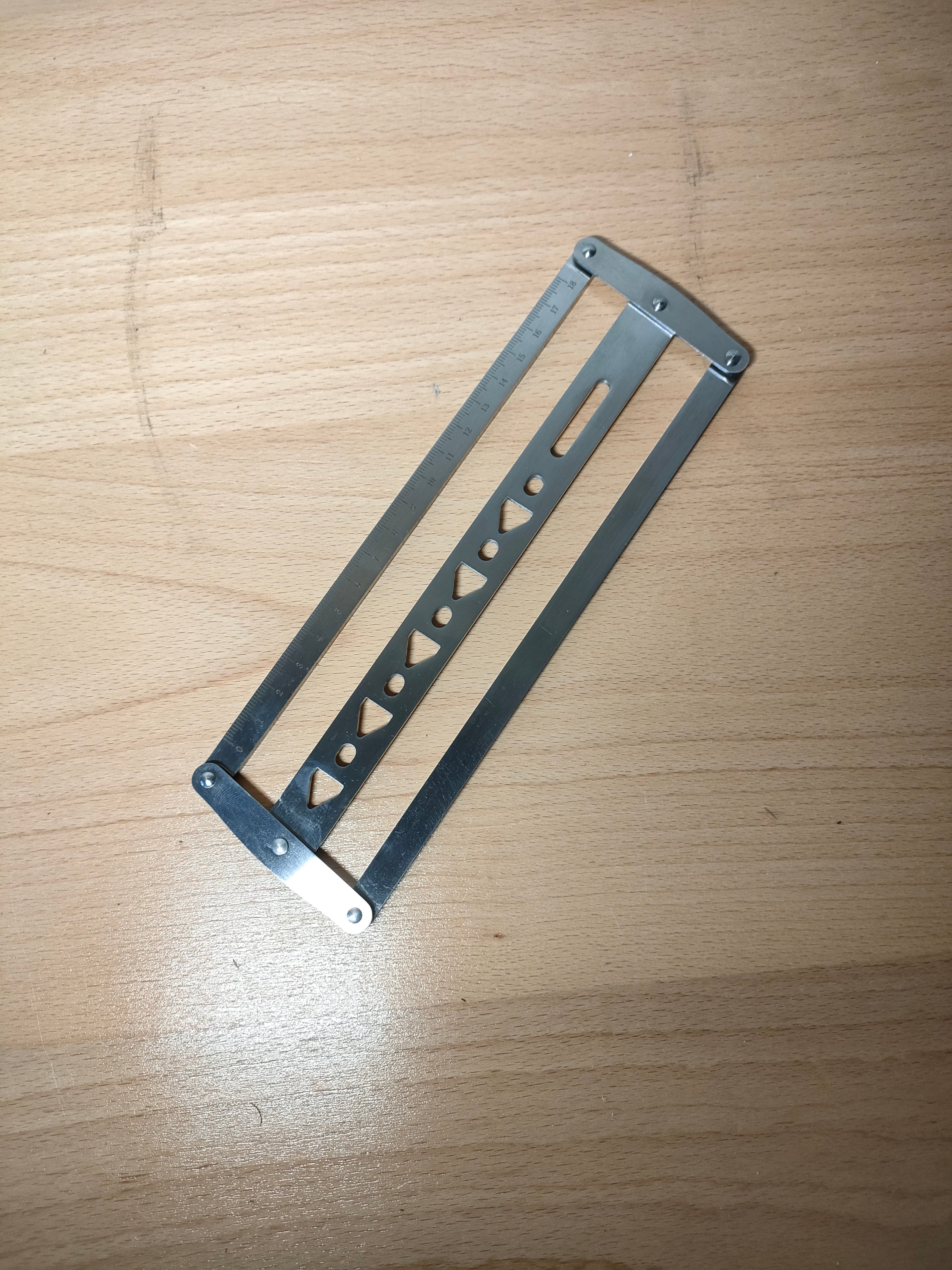 304 Stainless Steel Belt Punch Center Guide – Kevin Leather Tools
