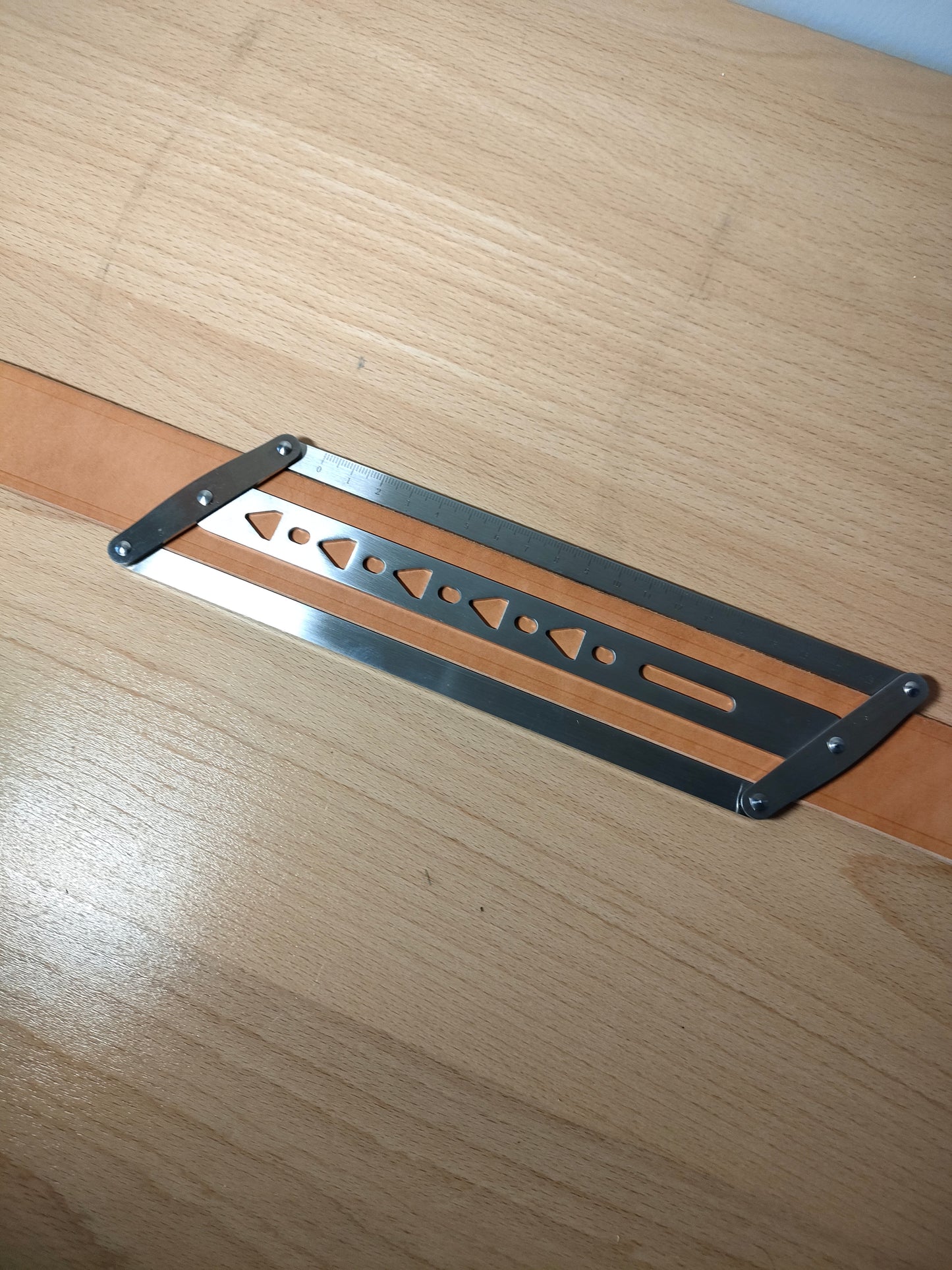 304 Stainless Steel Belt Punch Center Guide