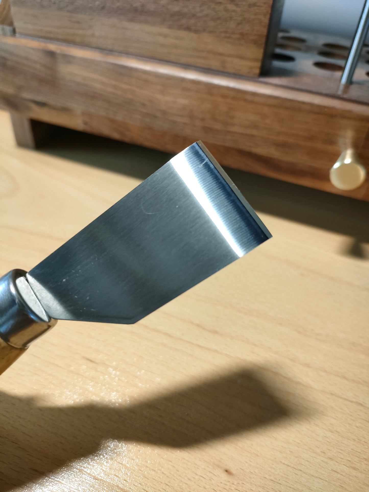 Basic Japanese style cutting knife