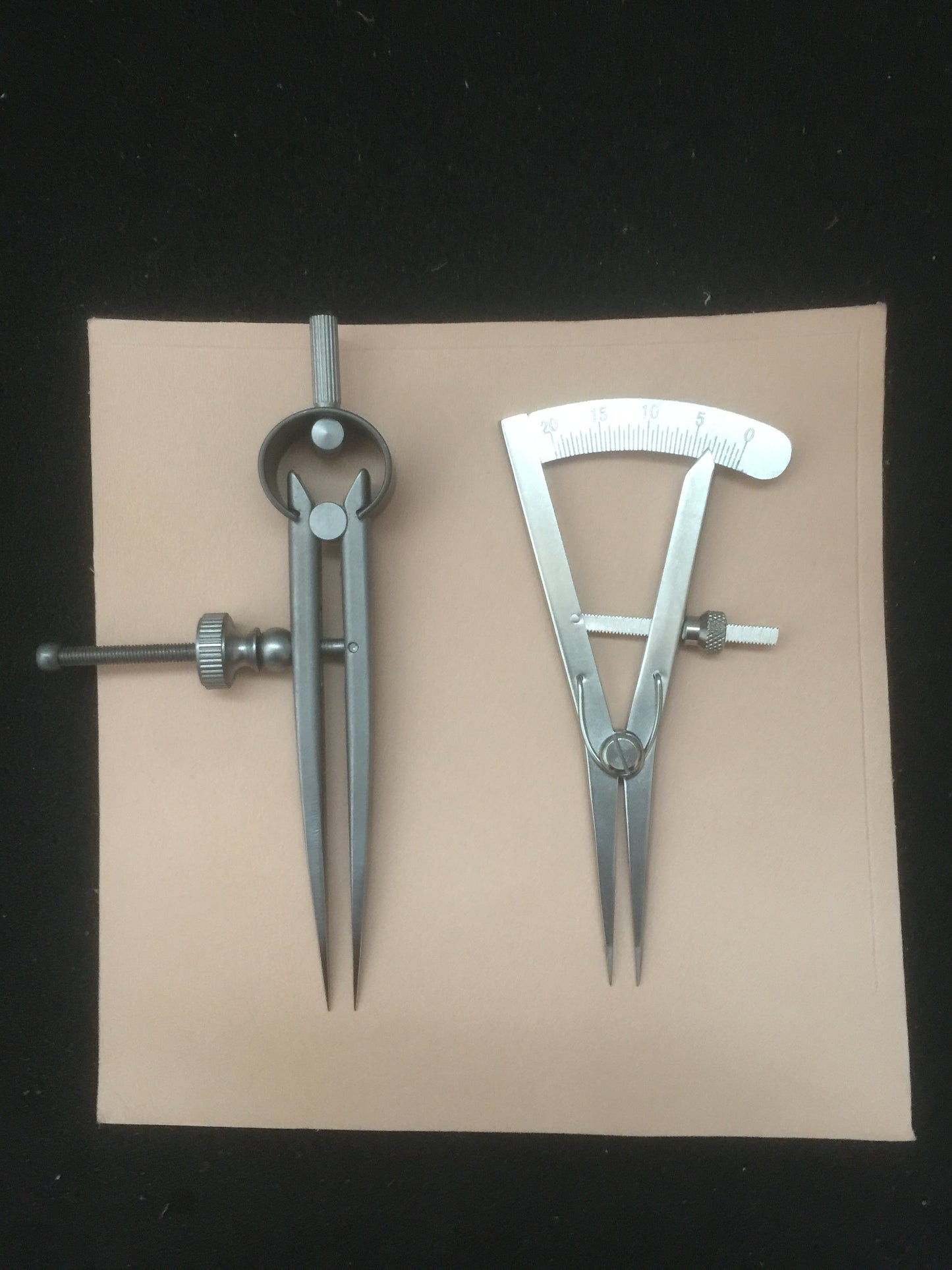 Mini wing divider
