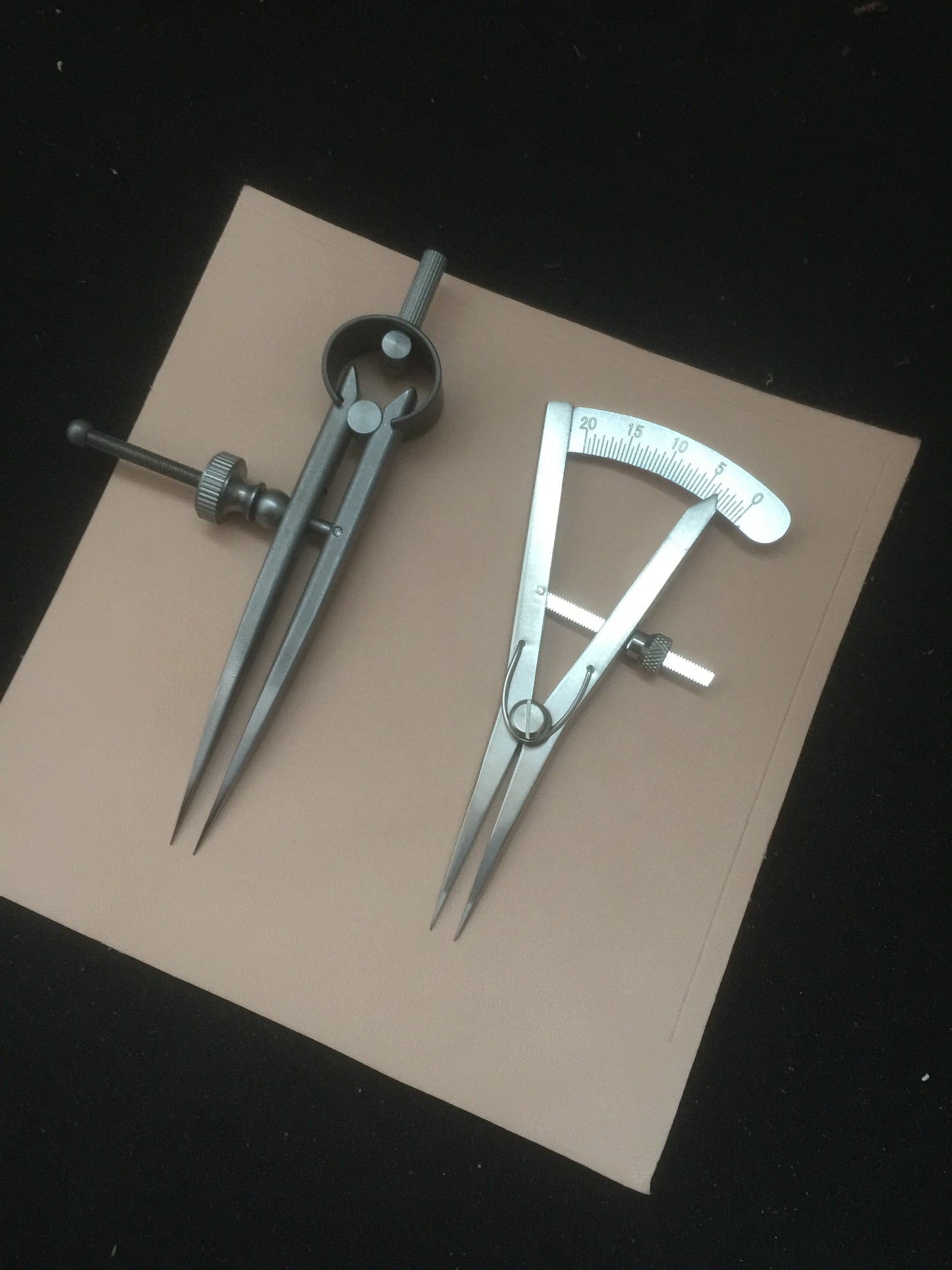 Mini wing divider