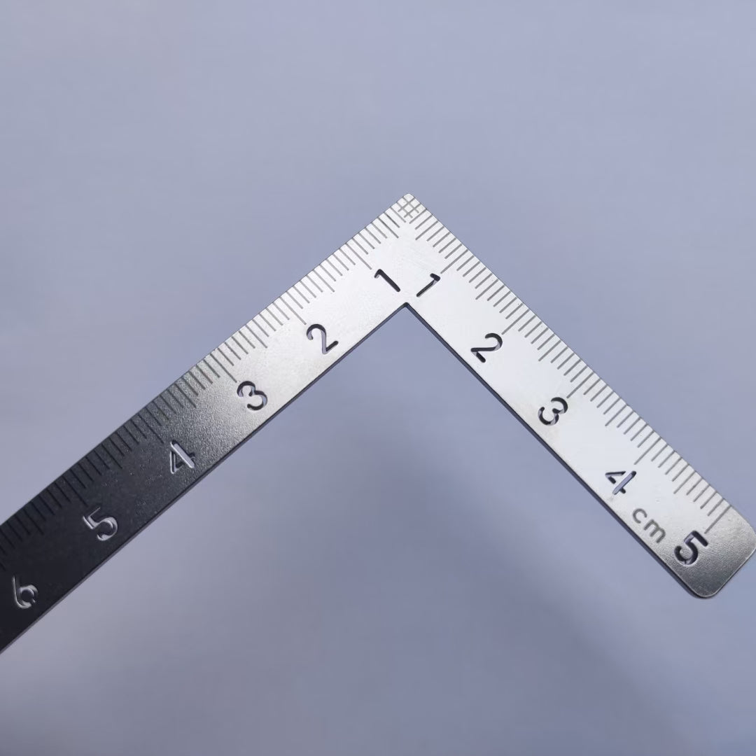 Stainless steel corner ruler – Kevin Leather Tools