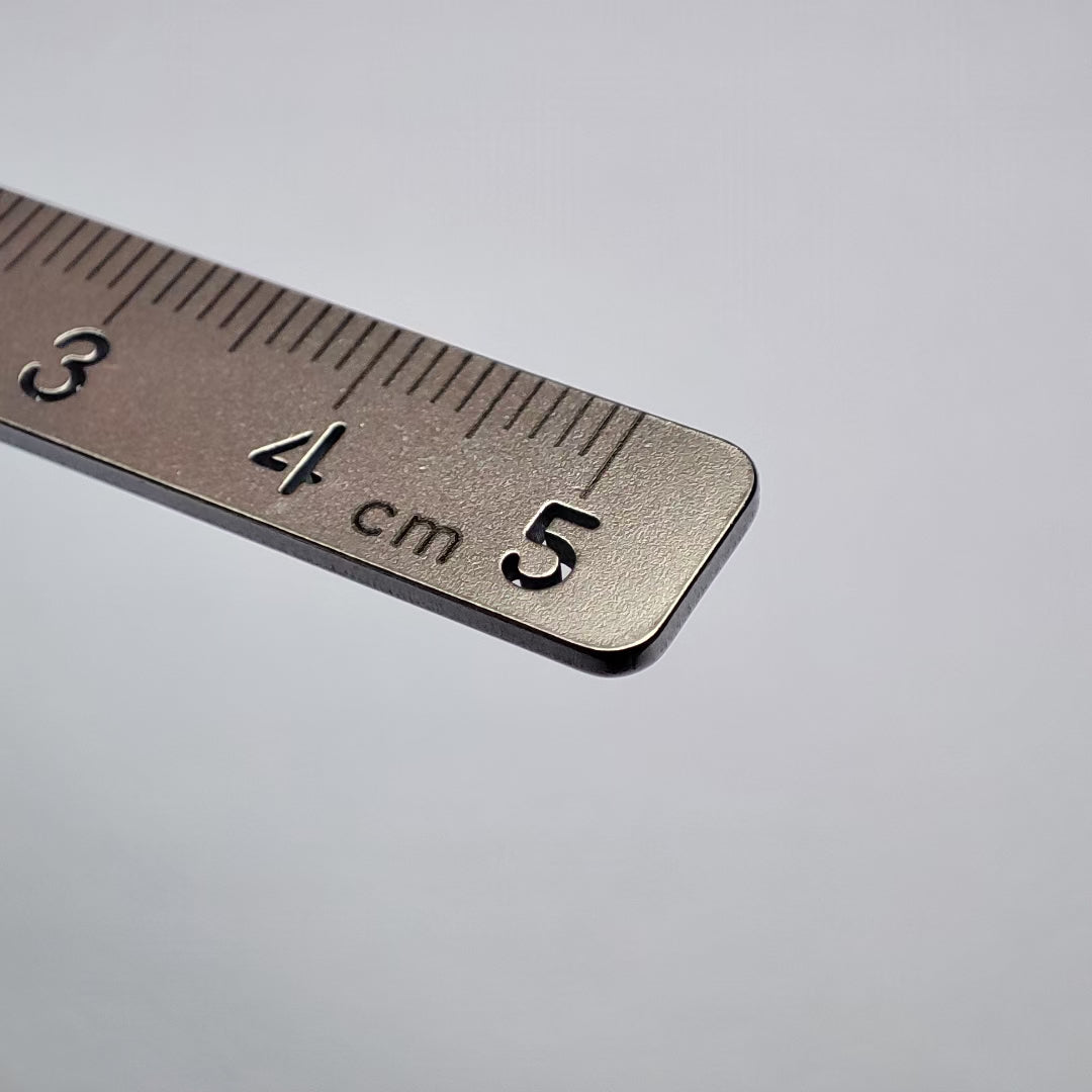 Stainless steel corner ruler – Kevin Leather Tools